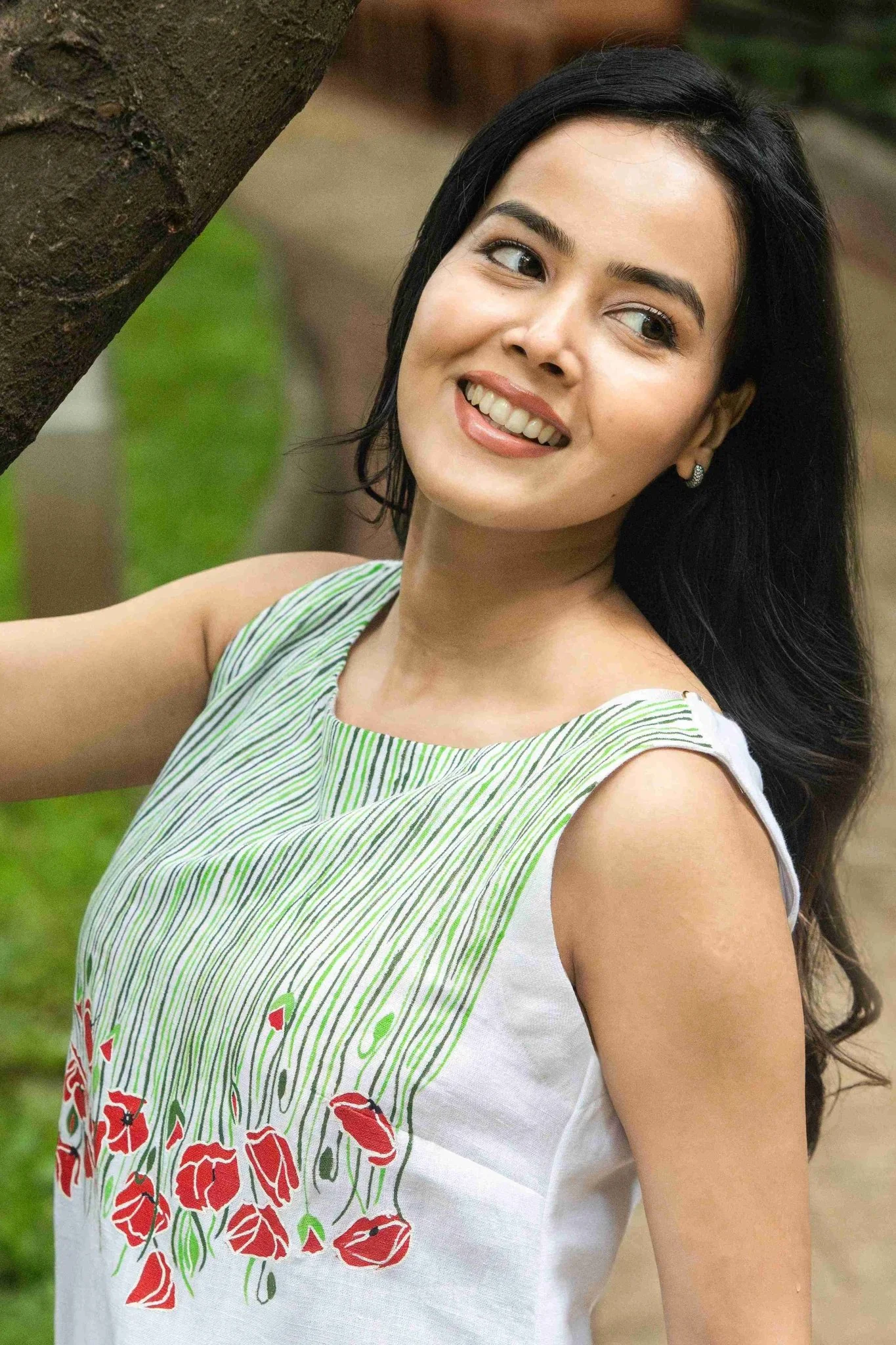 Meher Pearl White Shift Linen Blend Dress With Hand Painting - Image 2