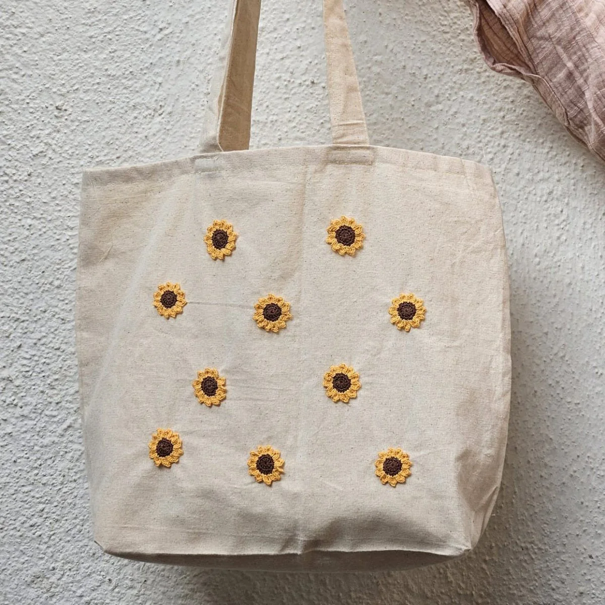 Minimal Sunflower Hand Crochet Tote Bags For Women