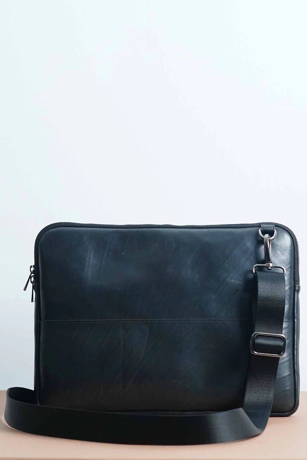 Mira Laptop Sleeve – Handmade Tube Rubber Eco-Friendly Laptop Case - Image 2