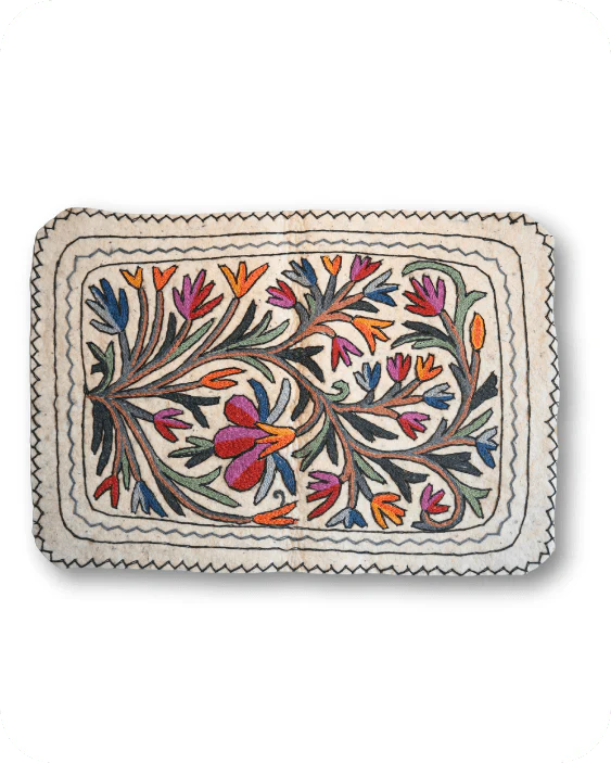 Handmade Namda Accent Rug | Kashmiri Wool Felt & Embroidered Carpet - Image 3
