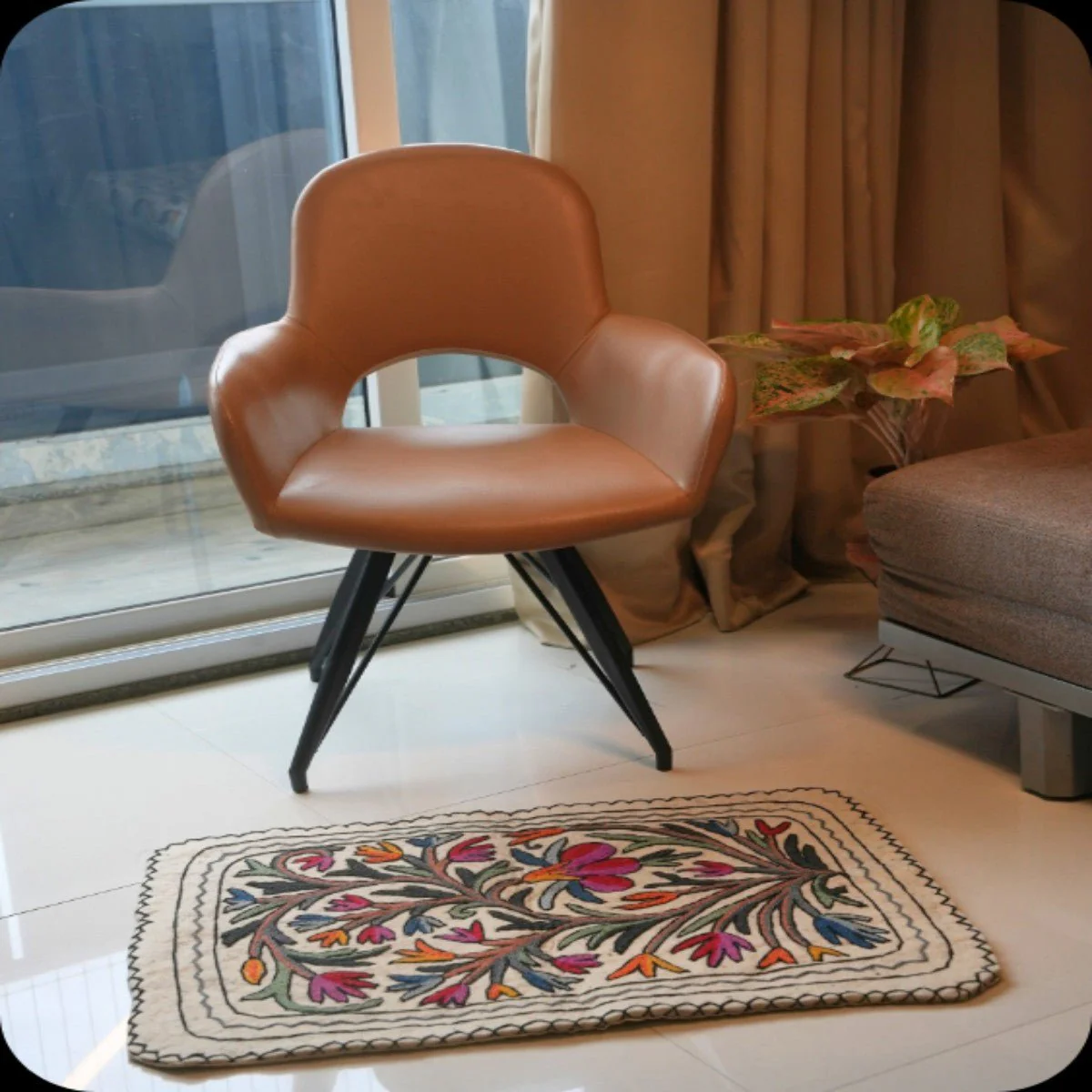 Handmade Namda Accent Rug | Kashmiri Wool Felt & Embroidered Carpet - Image 6