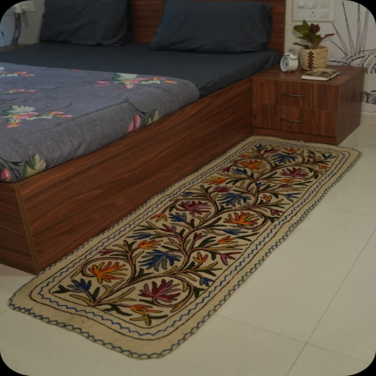 Handmade Namda Bedside Runner | Kashmiri Wool Felt Rug - Image 10