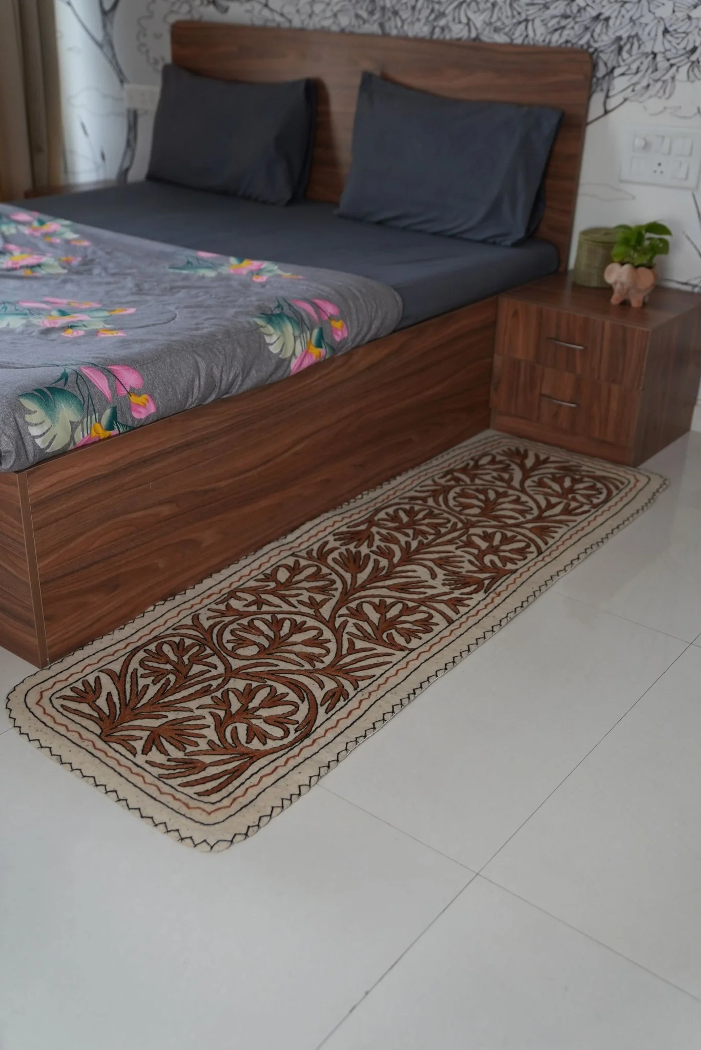 Handmade Namda Bedside Runner | Kashmiri Wool Felt Rug - Image 18