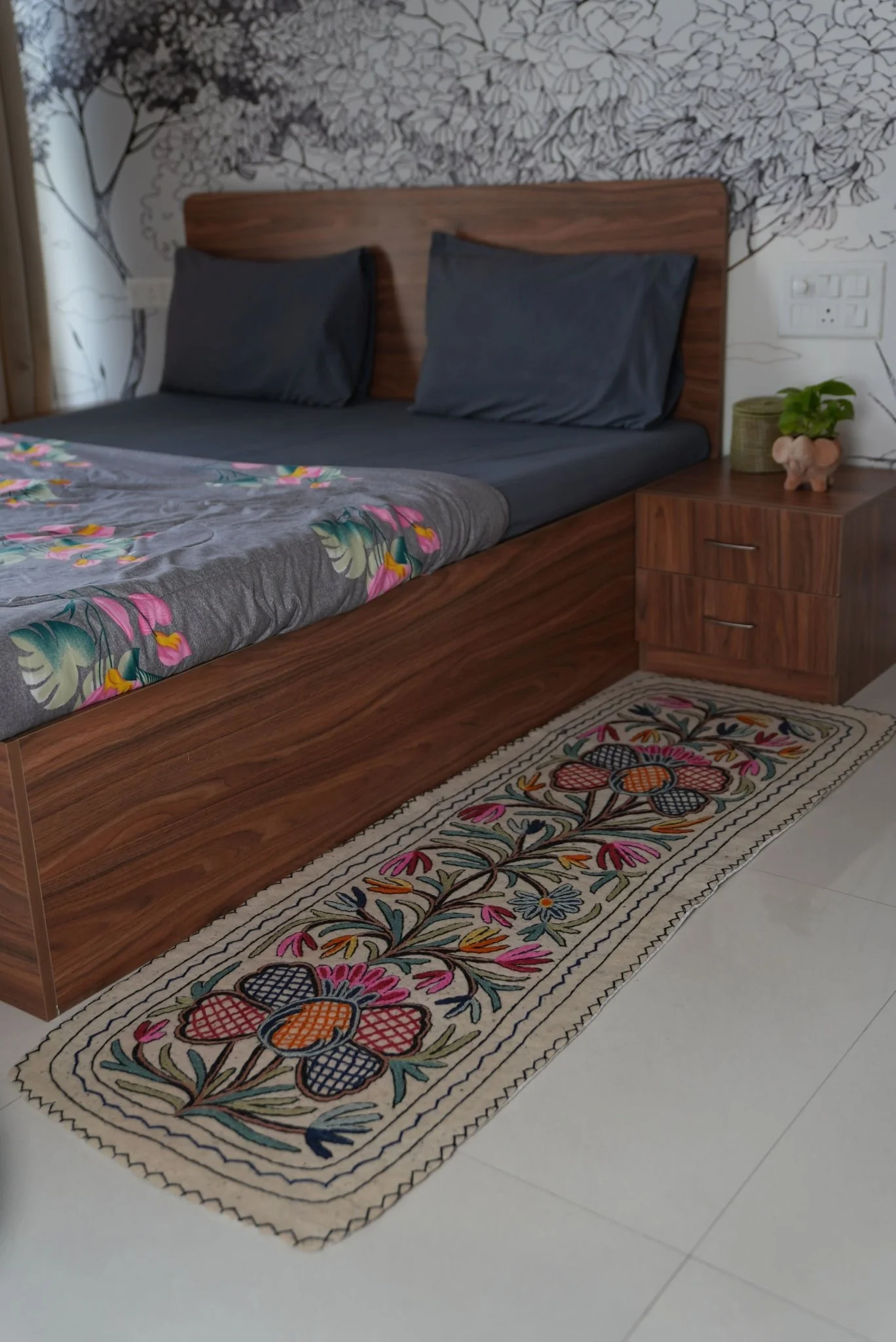 Handmade Namda Bedside Runner | Kashmiri Wool Felt Rug - Image 26