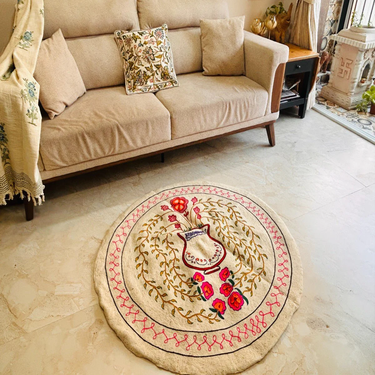 Namda Round Rug | 4 inch - Image 10