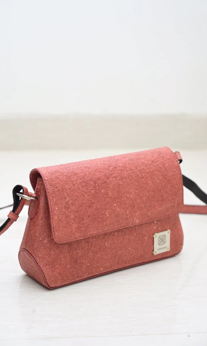 Natural Cross-Body Bag | Made of coconut leather - Image 4