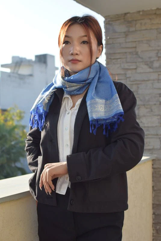 Nila Silk Stole in Banaras Hand Weave | Handwoven Silk Stole - Image 4
