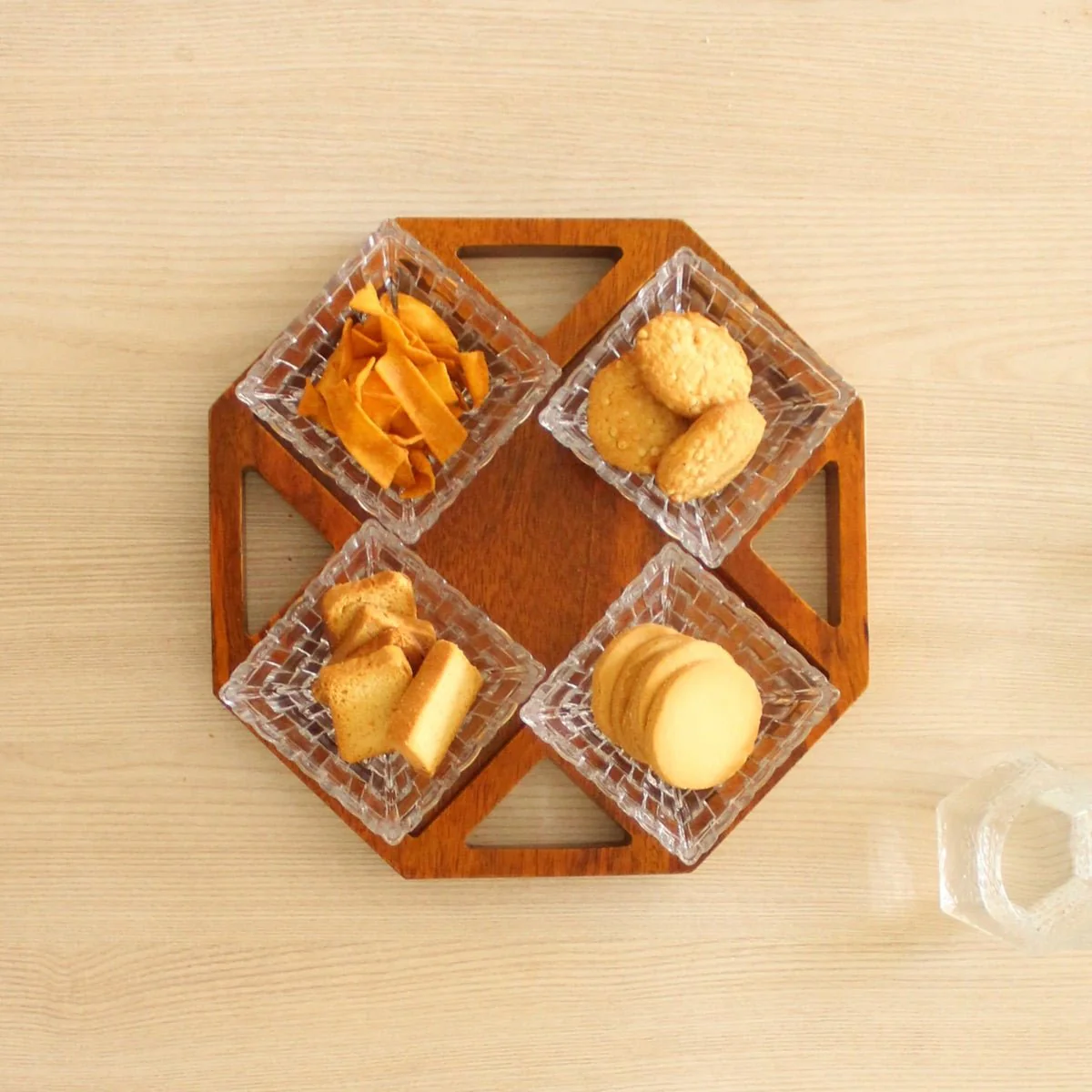 Octagonal Wooden Platter 2.0 - Image 2
