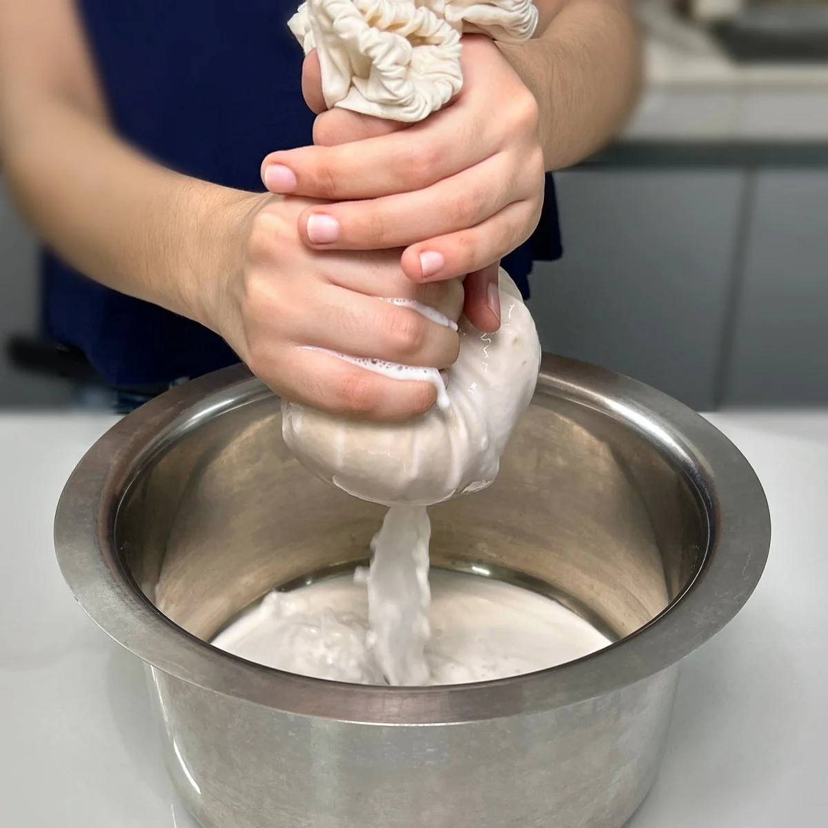 Organic Reusable Cotton Cloth Nut Milk Bag - Liquid Strainer