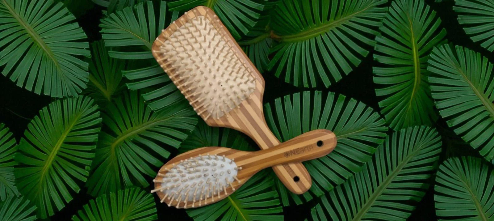 Bamboo Hair Brush – strengthen hair | blood circulation| massage scalp