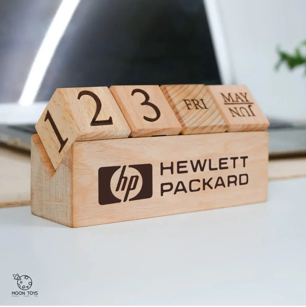 Perpetual Desk Wooden Calendar