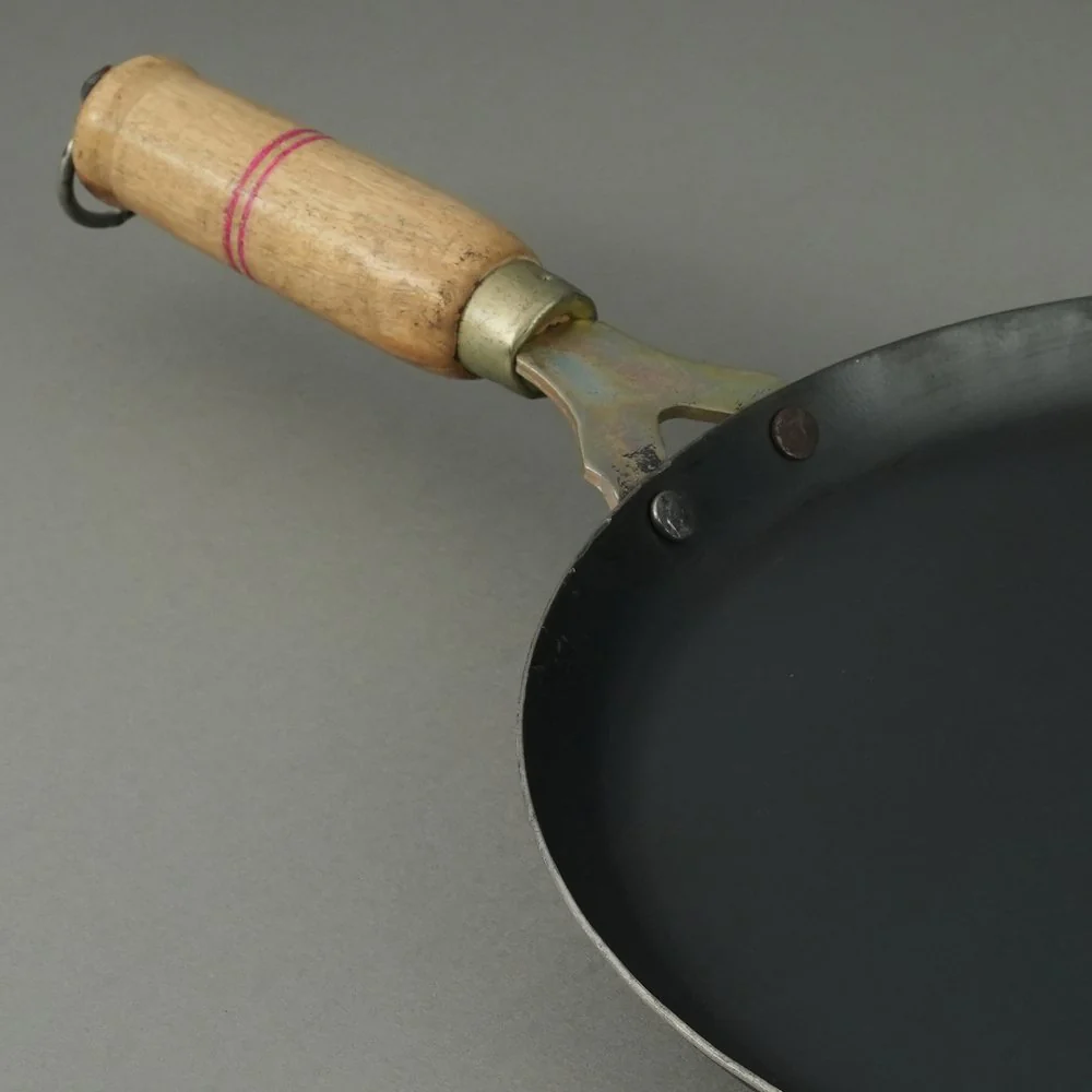 Pure Iron Handmade Dosa Tawa (10inches Inches)+ Free Wooden Flip - Image 2