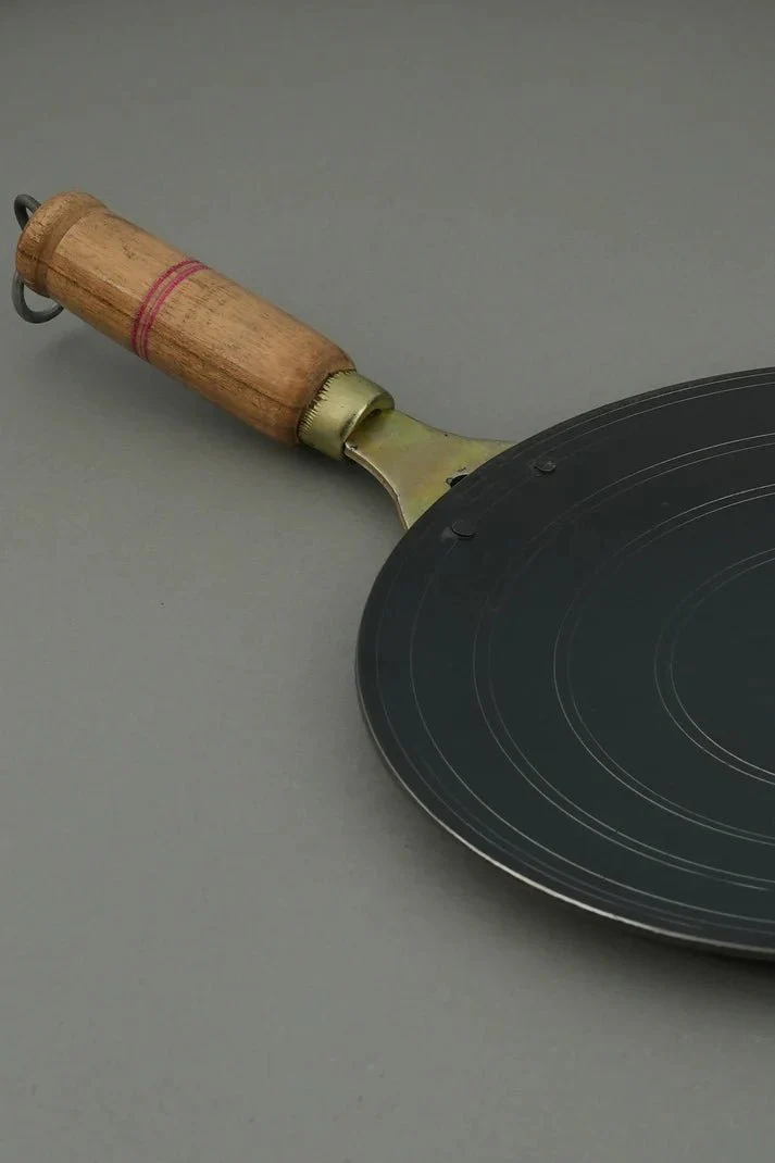 Pure Iron Handmade Roti Tawa (10 Inches) - Image 2