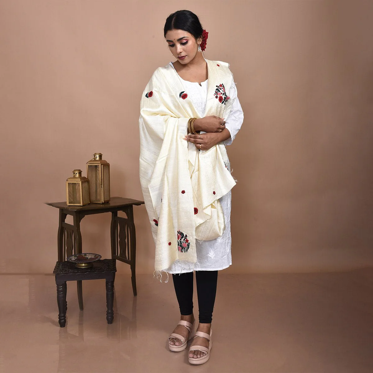 Pure Silk Hand Embroidered Dupatta - Image 25