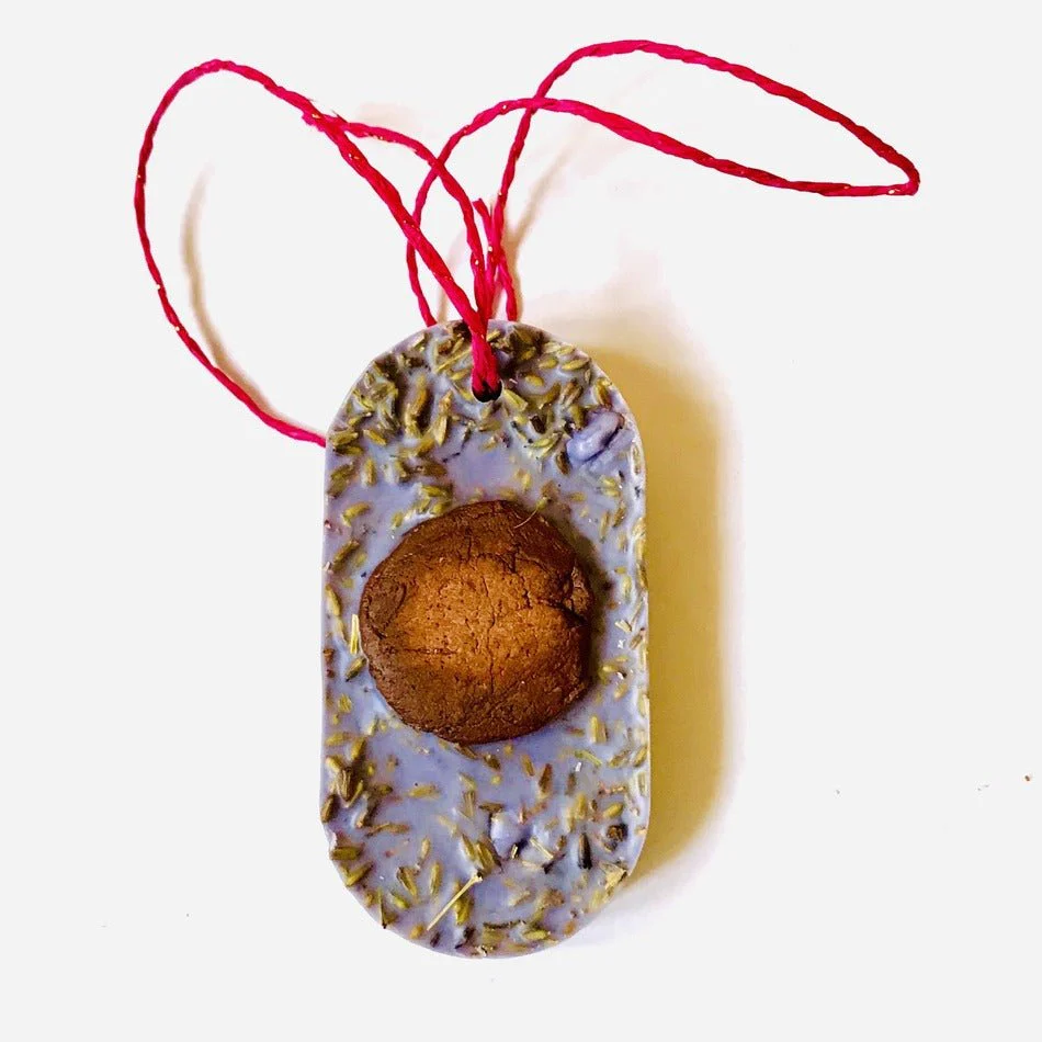 Reusable Wardrobe Freshener Textured Wax Tablet-Pack of 1 - Image 3