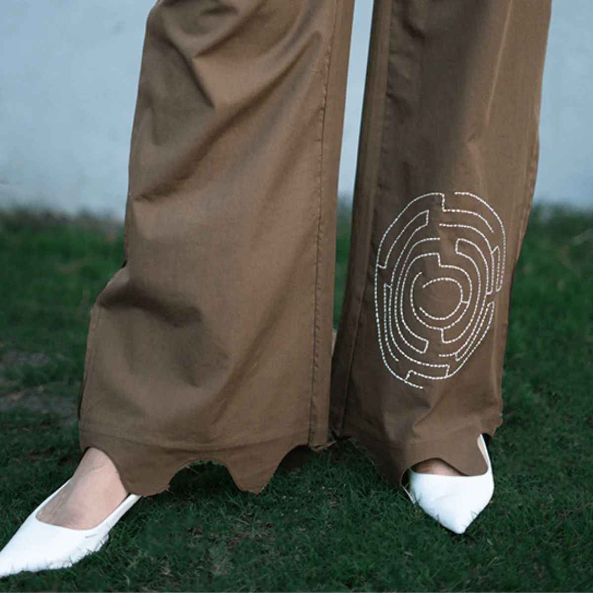 Rooted Whorls Embroidered Co-ord Set for Women - Image 5