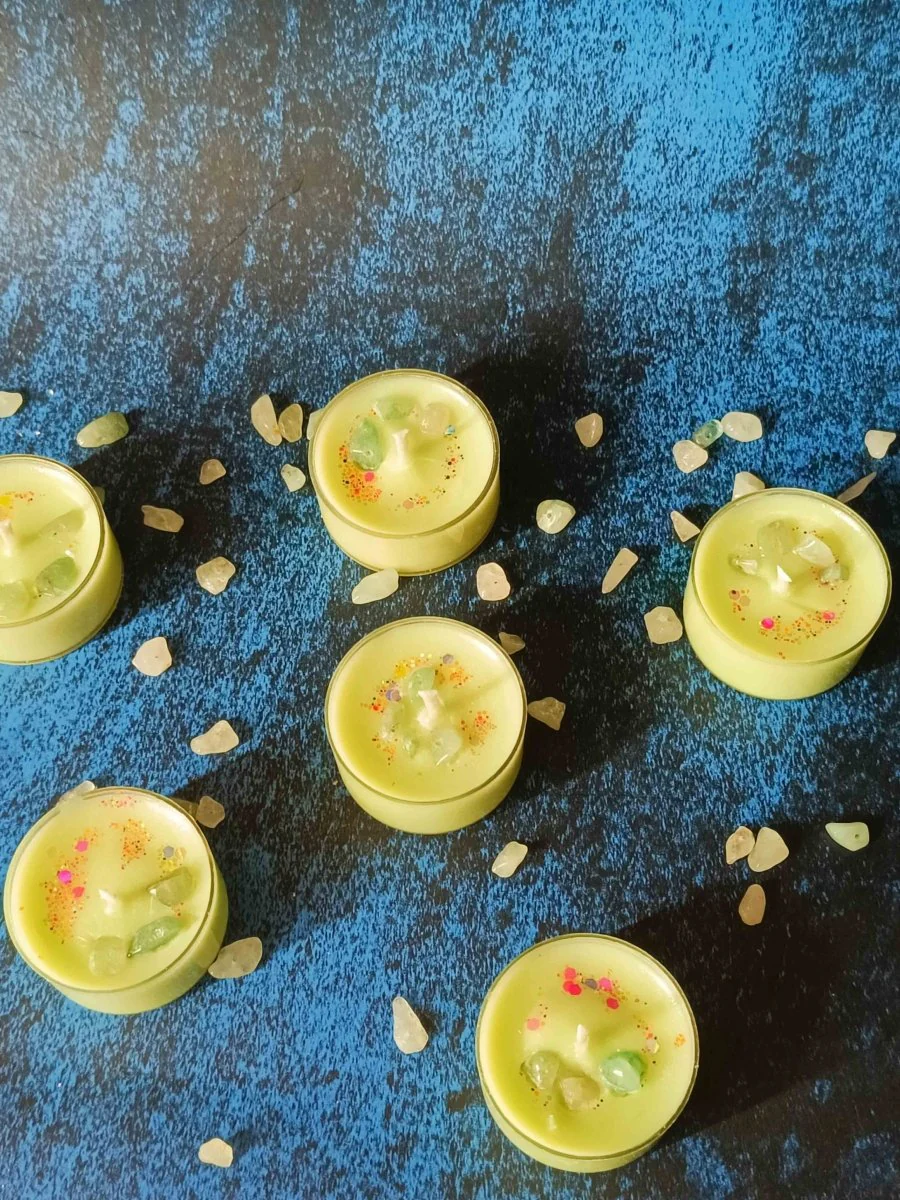 Rose Petals & Gold Foil Tealight- Set of 6 (Lavendar) - Image 12