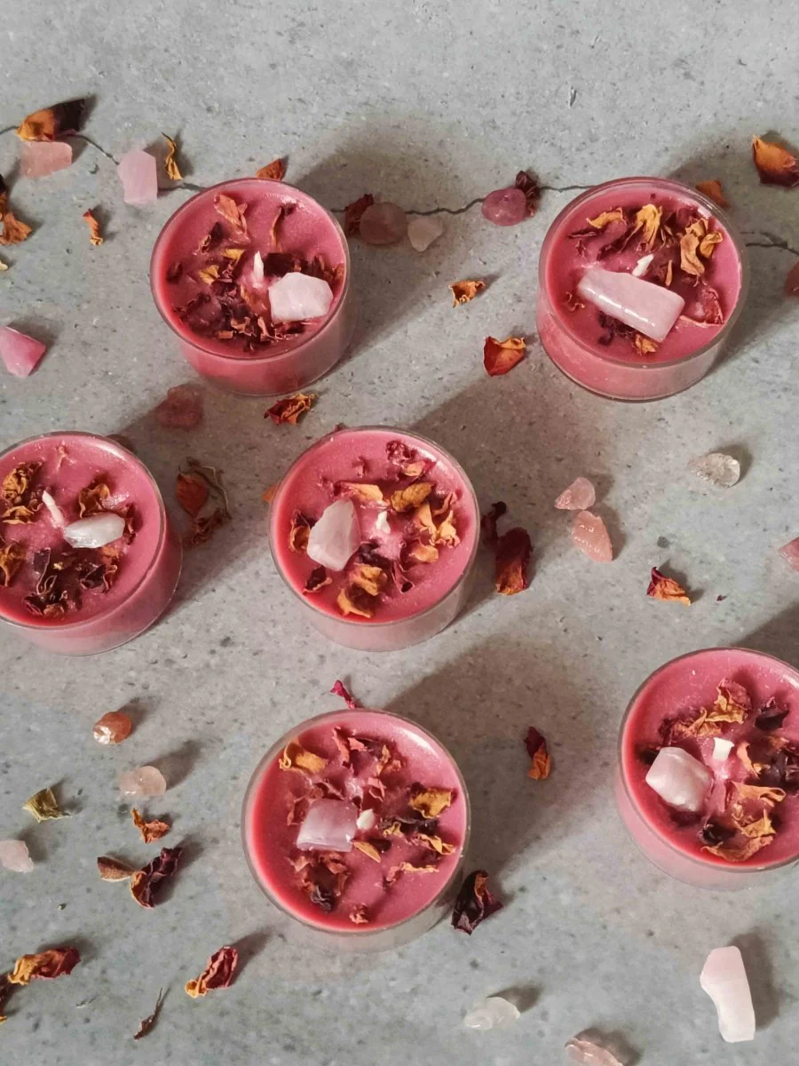 Rose Petals & Gold Foil Tealight- Set of 6 (Lavendar) - Image 5