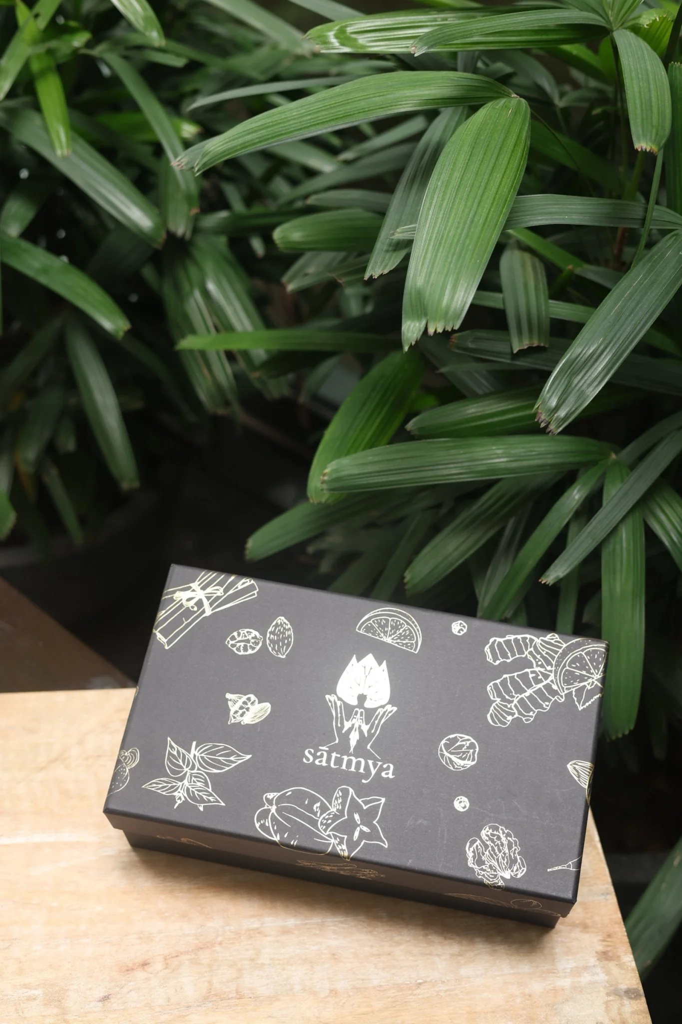 Sāntih Gift Box | Luxurious Wellness & Self-Care Gift Set - Image 4