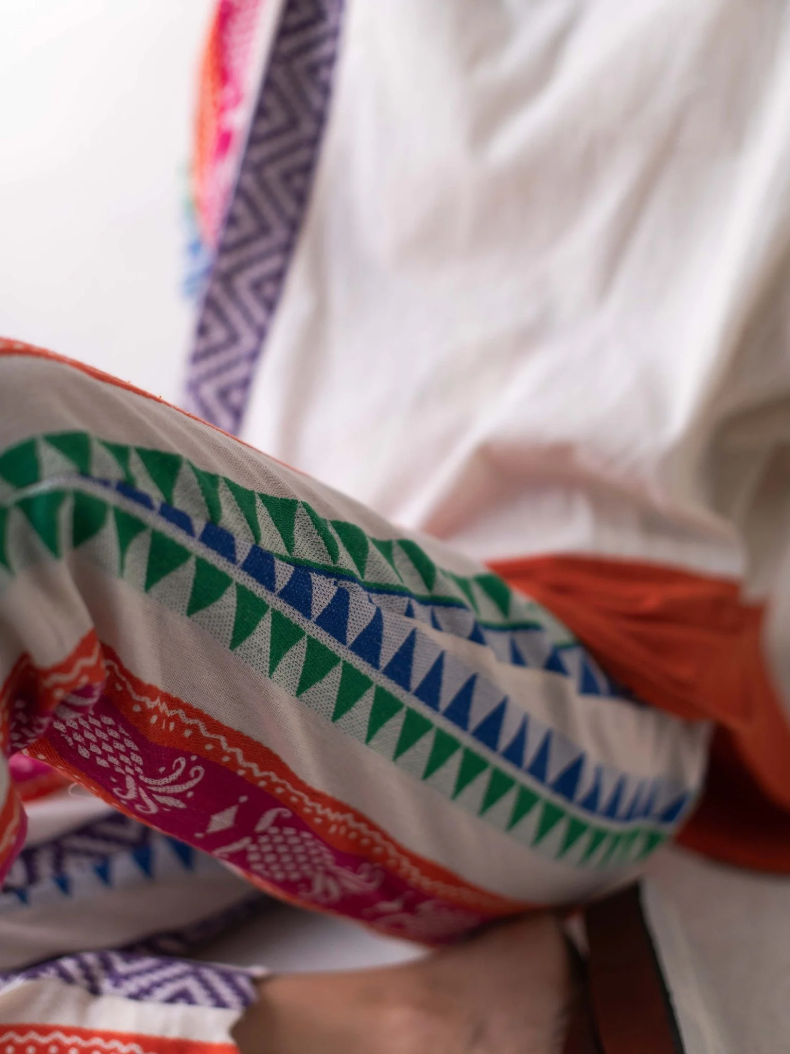 Multicolored Cotton Jacquard Scalloped Straight Pants for Women - Image 4