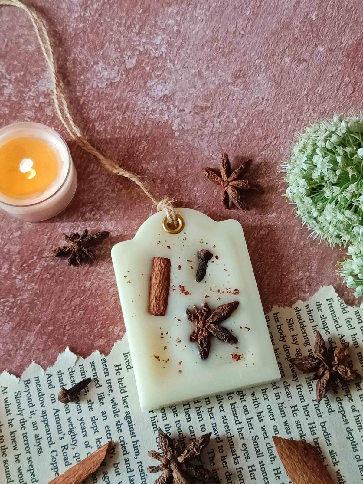 Scented Soywax Air Freshener Sachet- Rectangular Dome 30g - Image 2