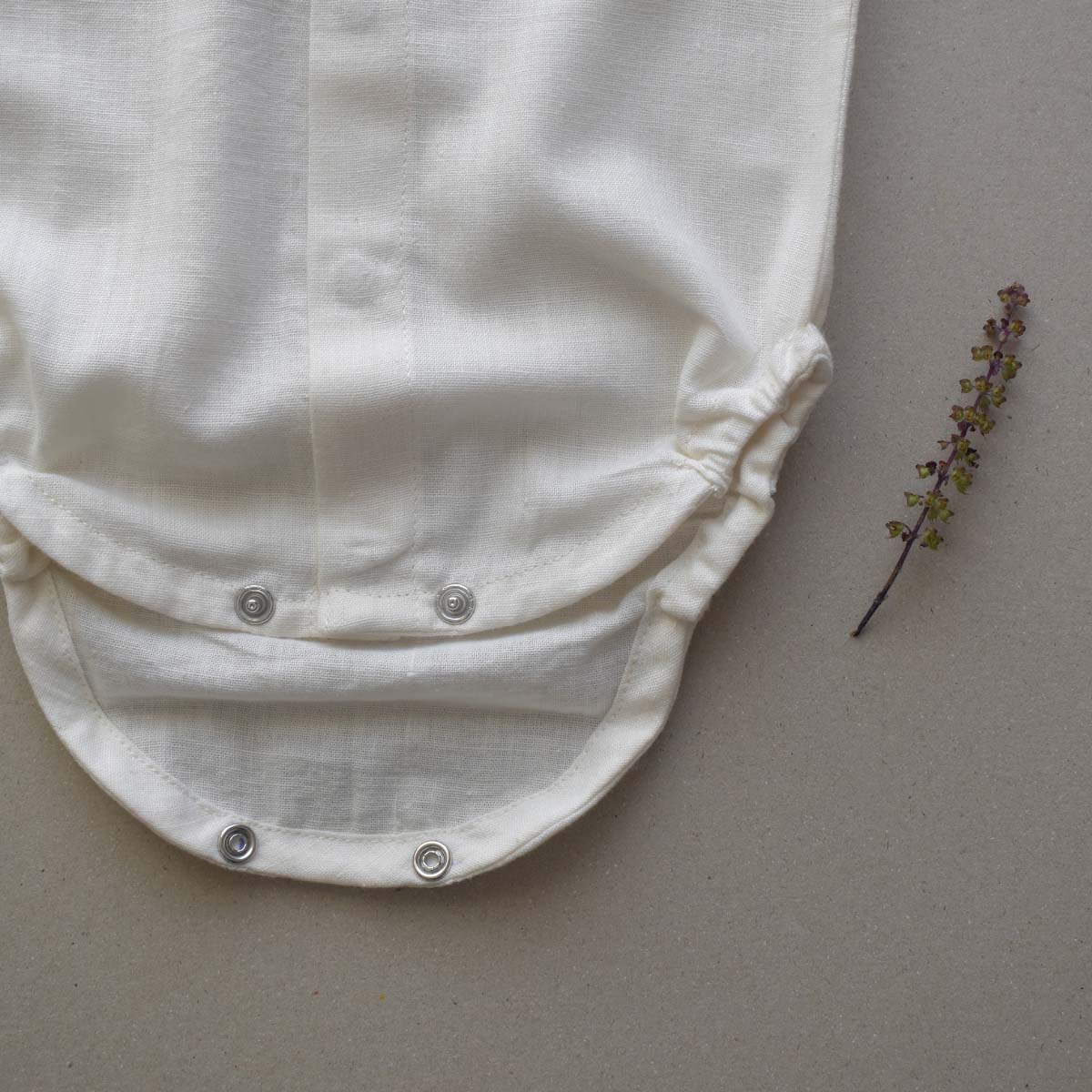 Shiroi Baby Onesie - Image 4