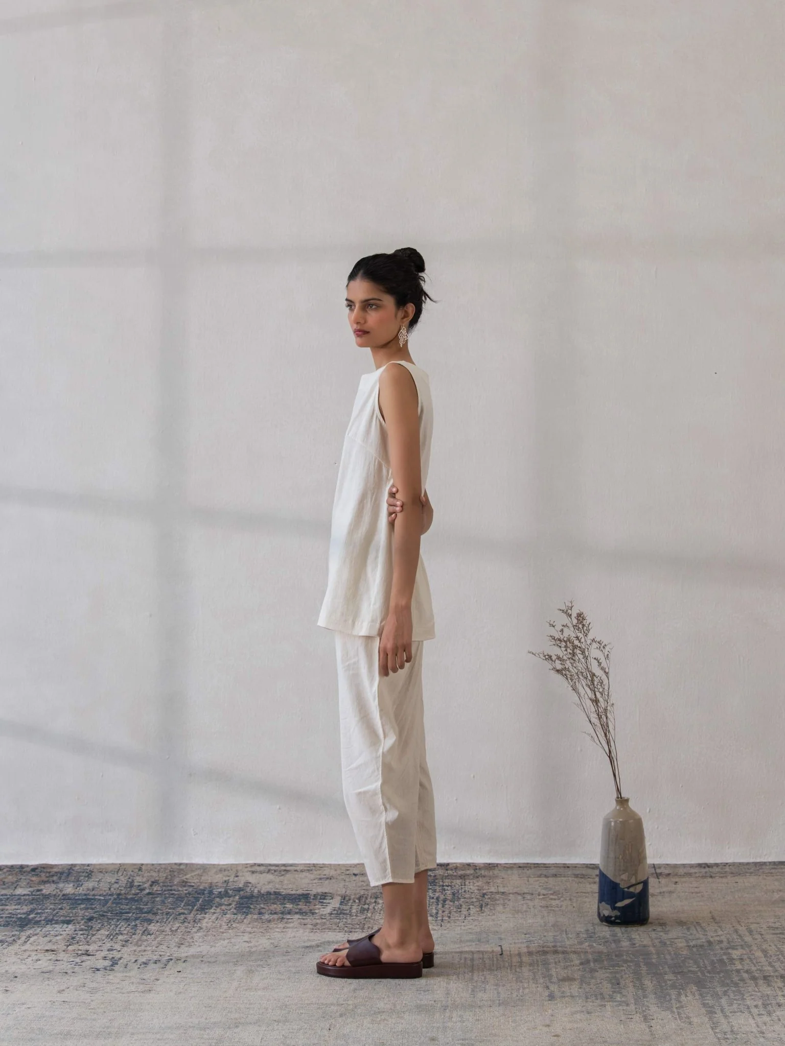 Sleeveless Ivory Khadi Top for Women - Image 7