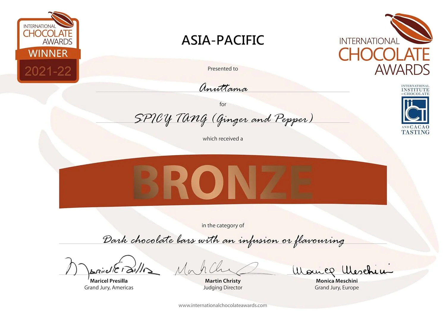 Spicy Tang 62% Cocoa Dark Chocolate | Bold Heat With Citrus Notes - Image 3