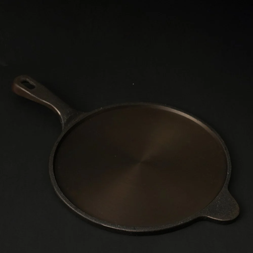 Super Smooth Handmade Cast Iron Roti Tawa - Image 2
