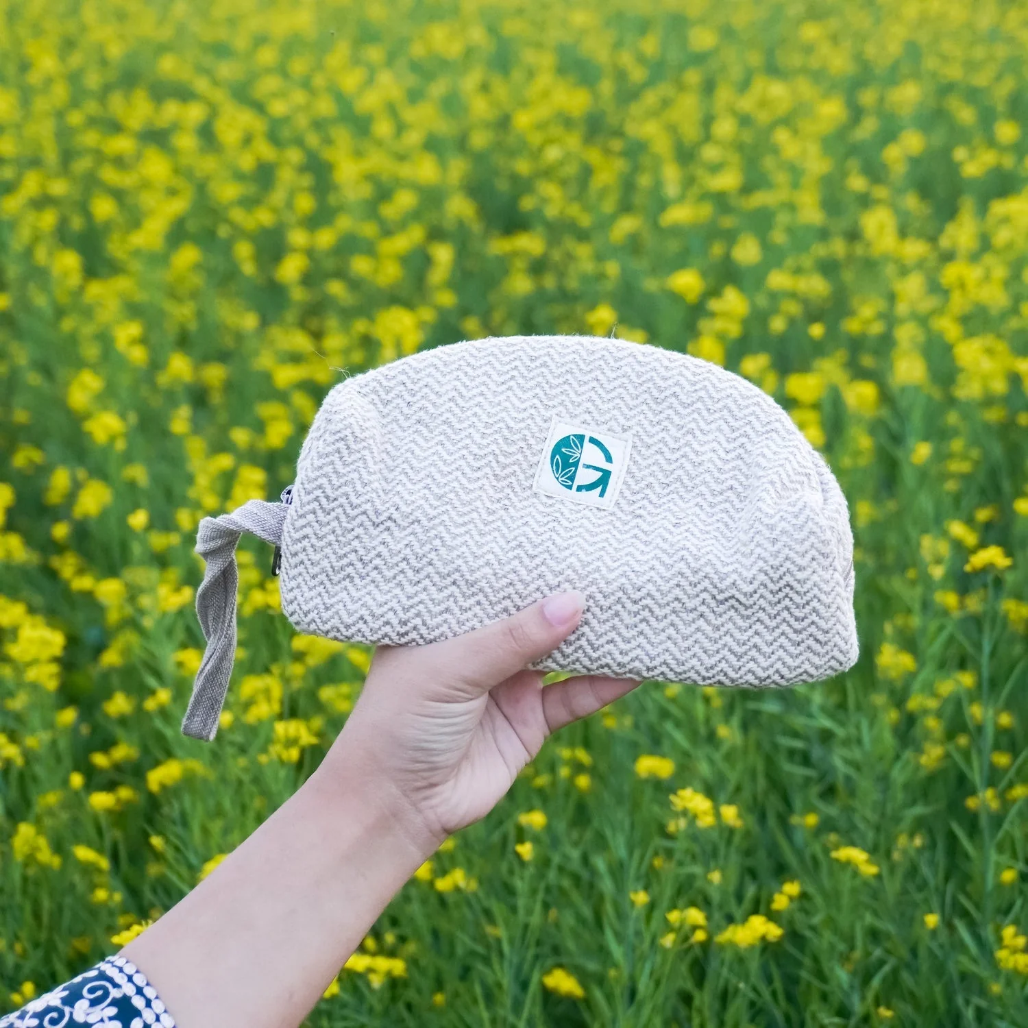 Multipurpose Travel Pouch | Handwoven Fabric Zip Pouch - Image 4