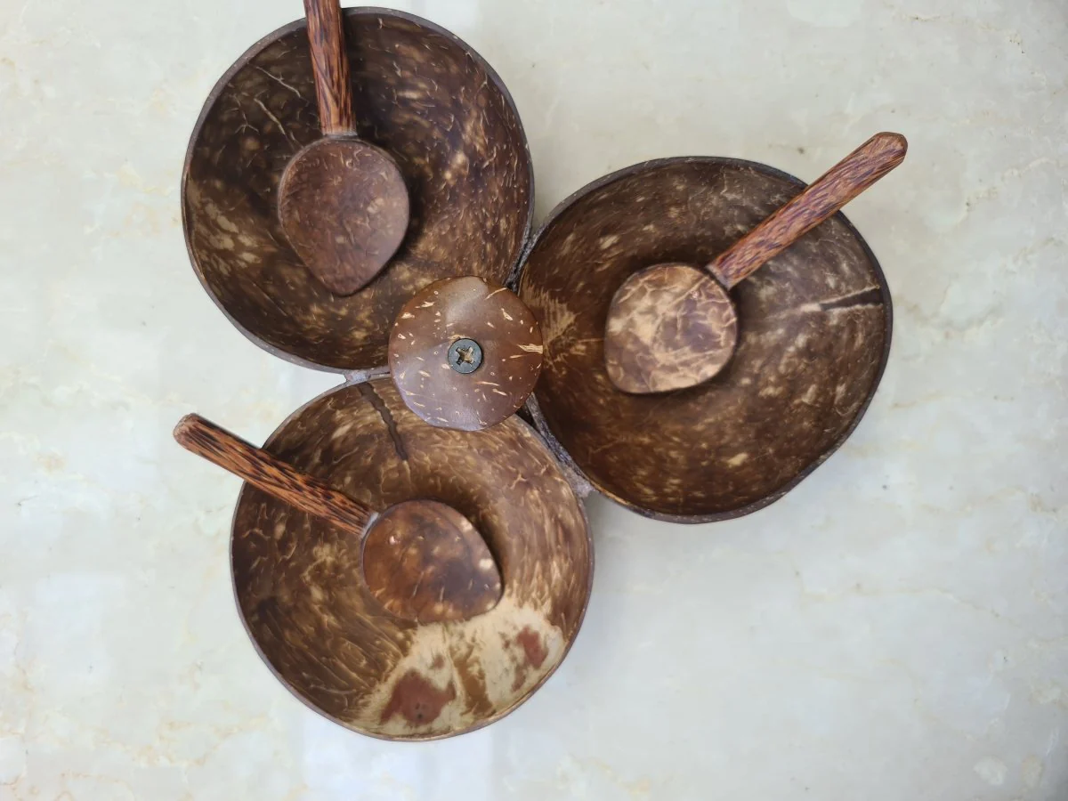 Three bowl serving set + 3 spoons | Made of coconut shell
