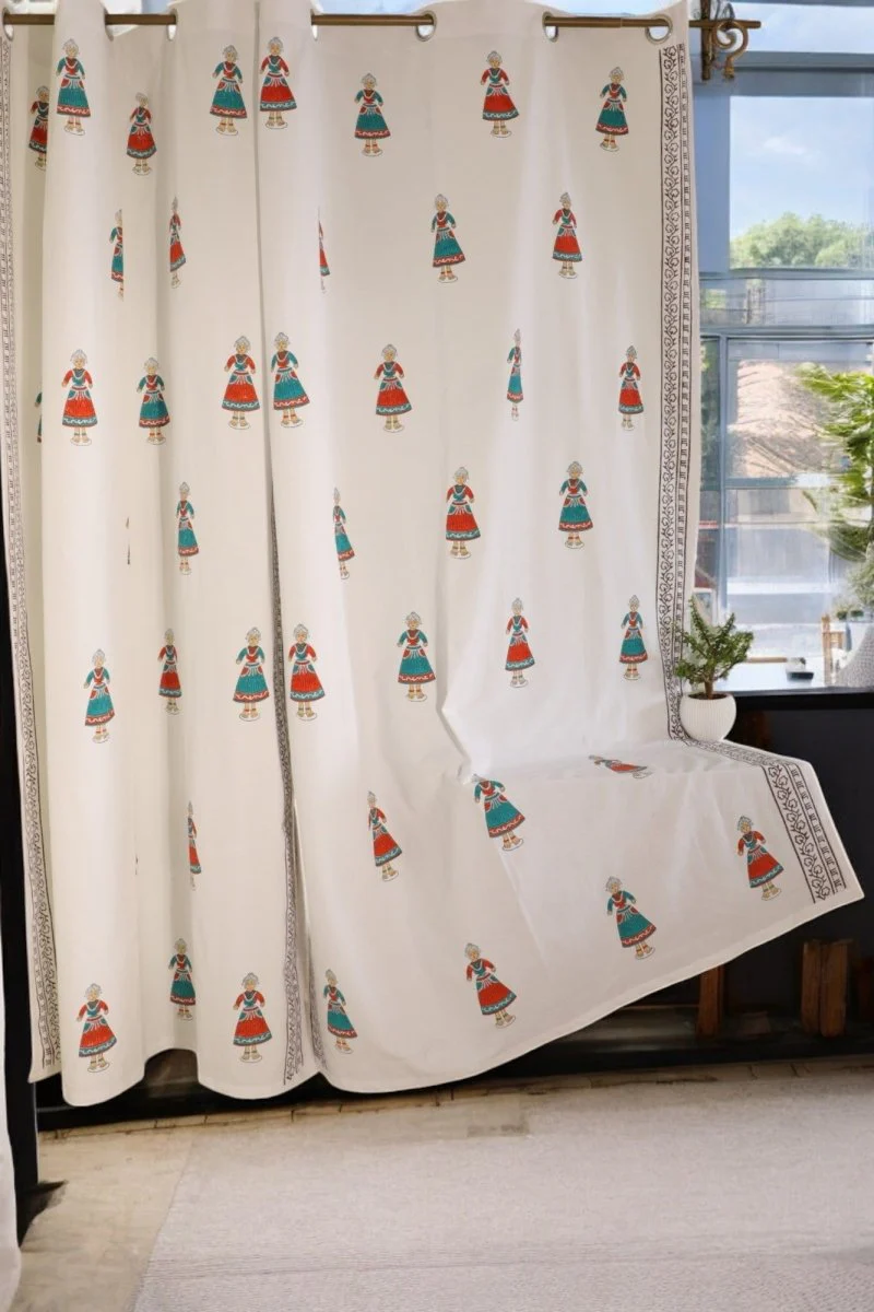 Traditional Doll Print Cotton Door Curtain 7 x 4 Feet (Set of 2) - Image 3