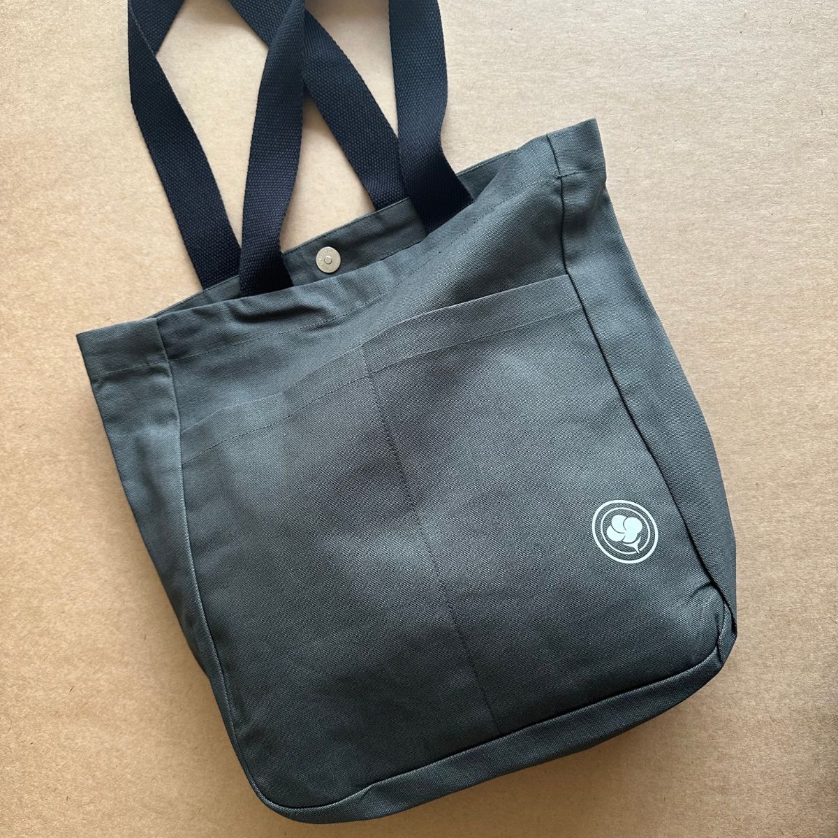 Transit Tote Bag – Spacious & Durable Everyday Carry - Image 3