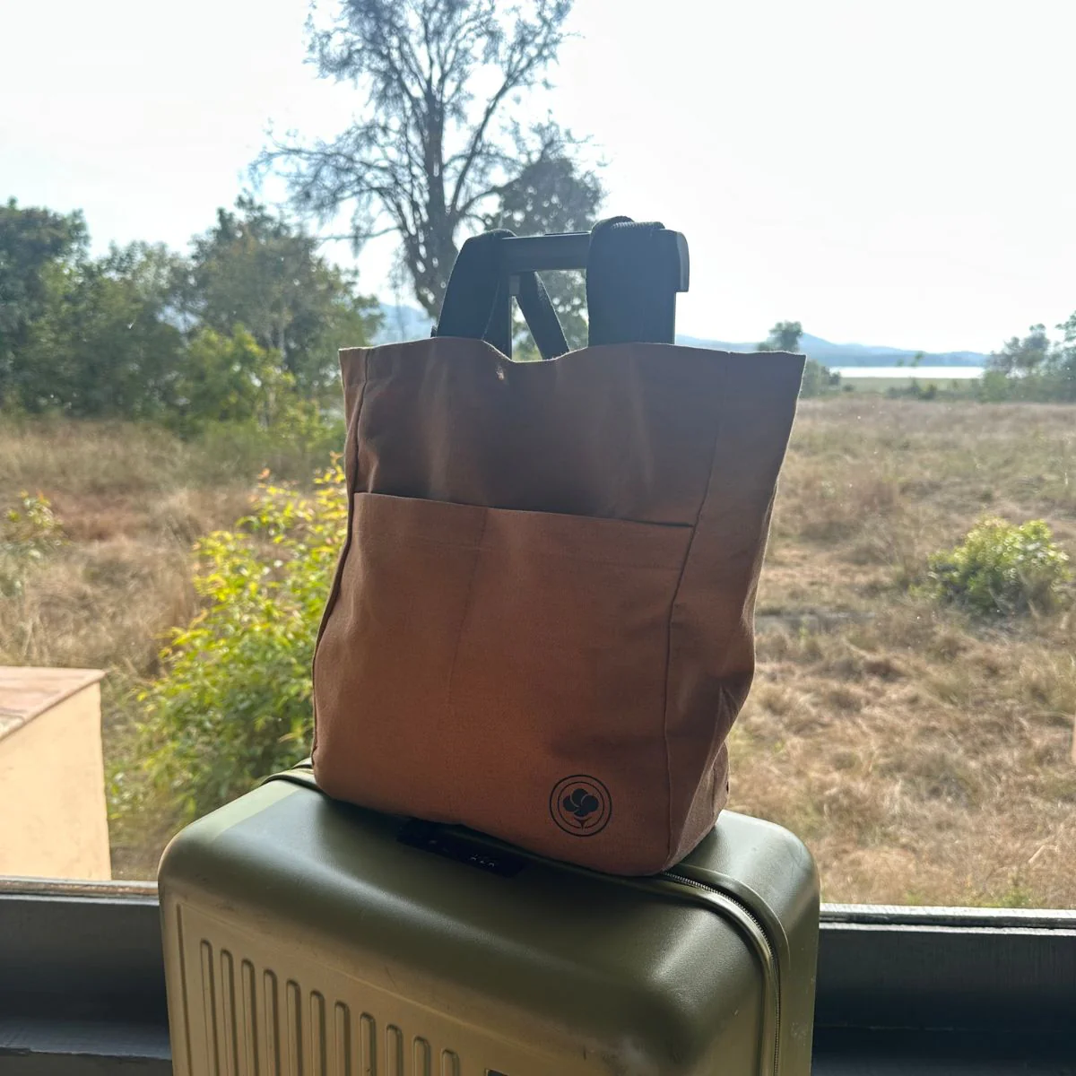 Transit Tote Bag – Spacious & Durable Everyday Carry - Image 5