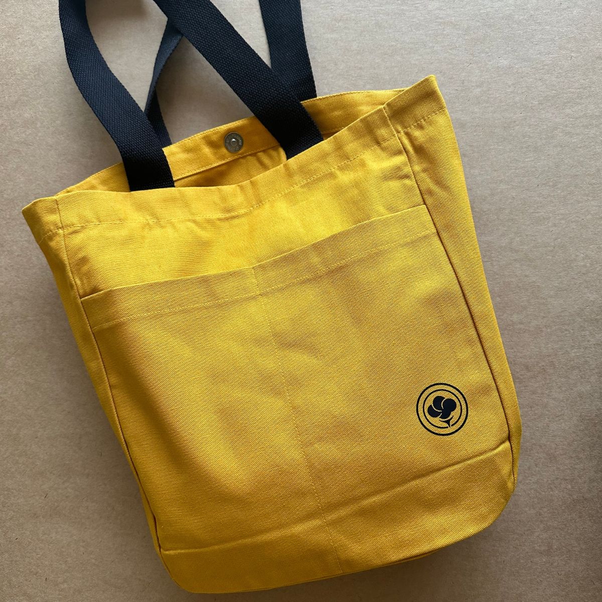 Transit Tote Bag – Spacious & Durable Everyday Carry - Image 8