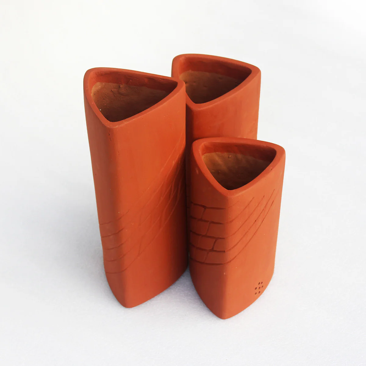 Trigo Terracotta Planters Set of 3 (Large,Medium,Small) - Image 5
