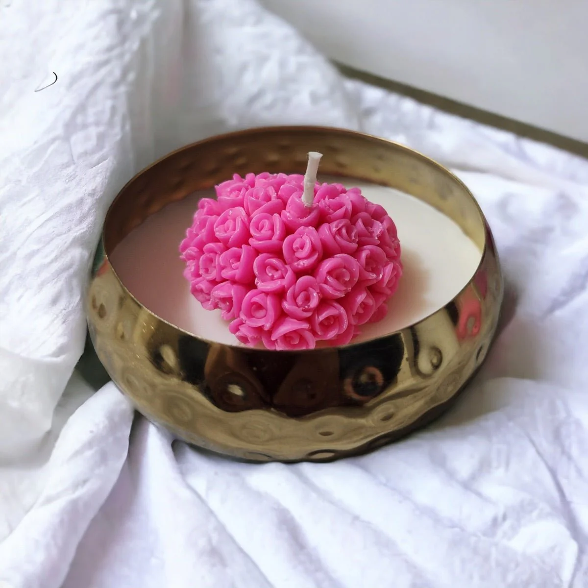 Urli Rose Heart Soy Wax Candle - Image 5