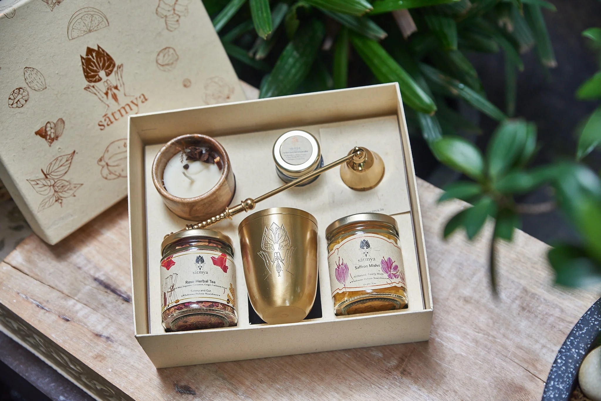 Vilāsa Gift Box - Premium Herbal Wellness Set - Image 10