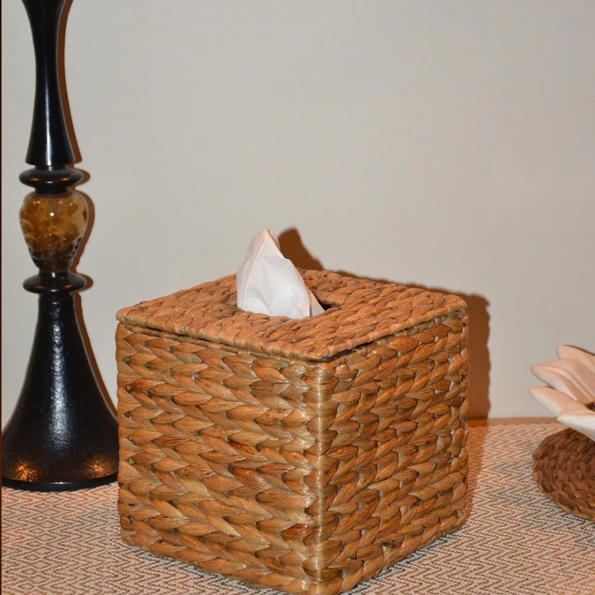 Water Hyacinth Tissue Box - Natural - Image 2