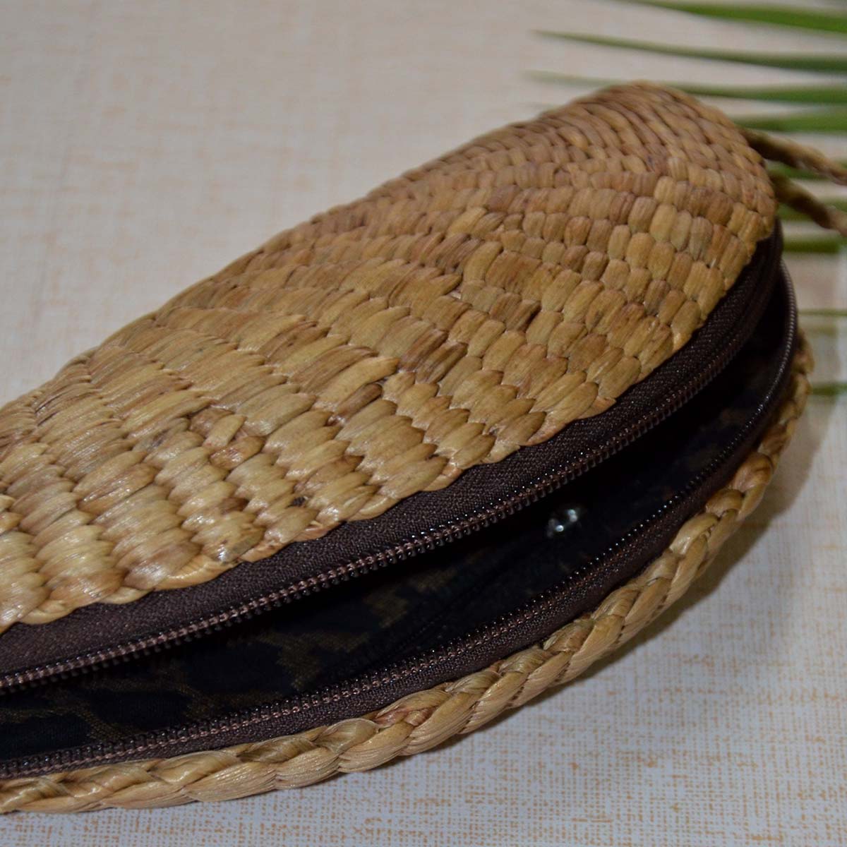 Water Hyacinth Clutch - Natural - Image 2