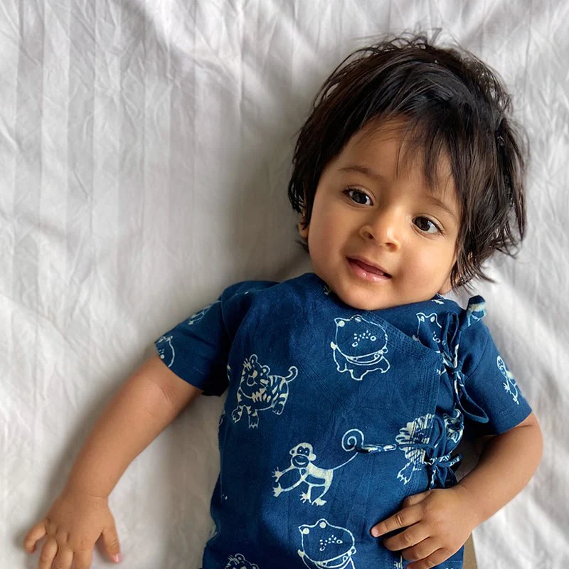 Kids Unisex Organic Newborn Jabla– Indigo Zoo + White Ajrakh - Image 3