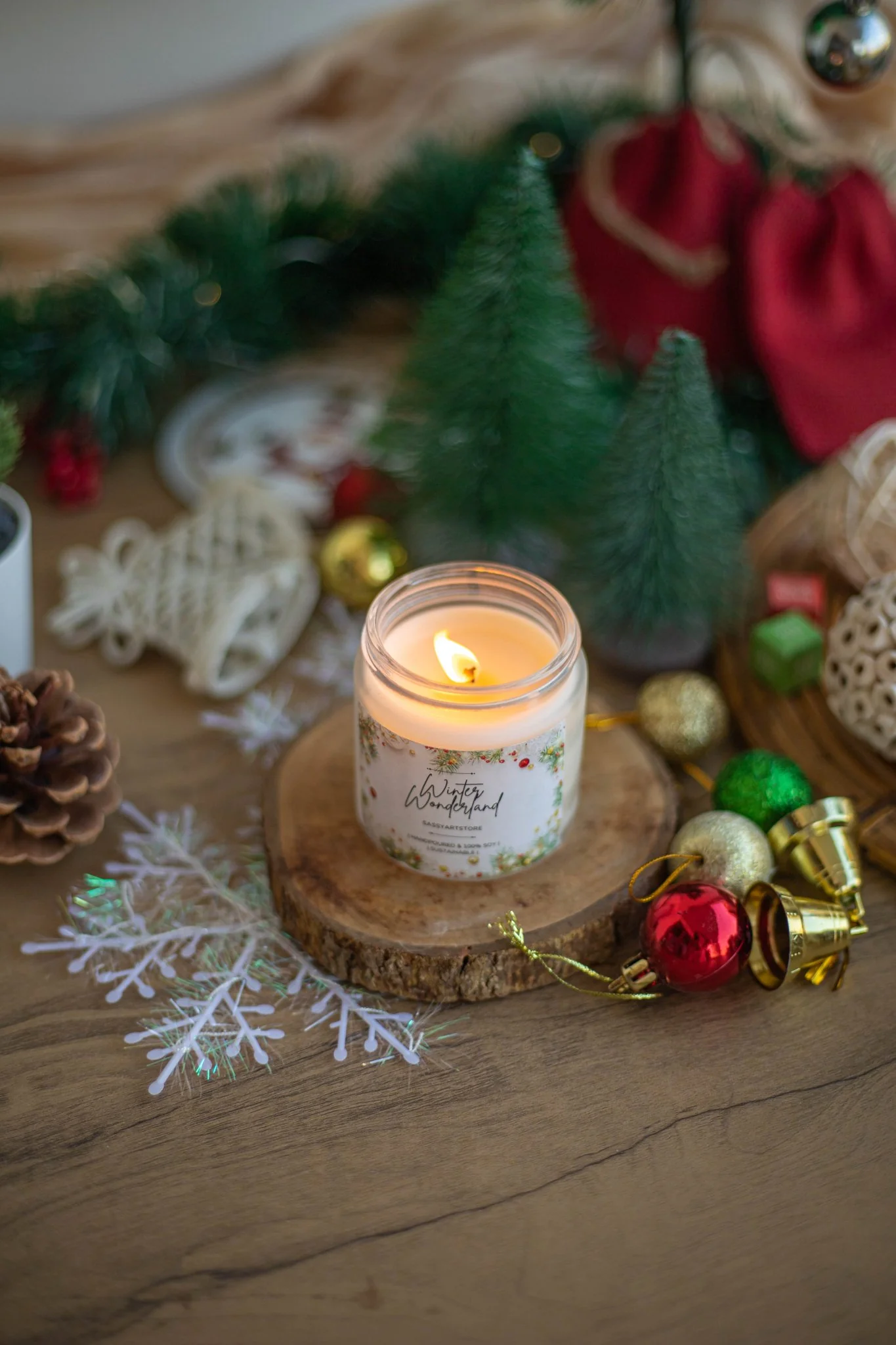 Winter Wonderland Aroma Candle | Christmas Festive Scented Candle - Image 2