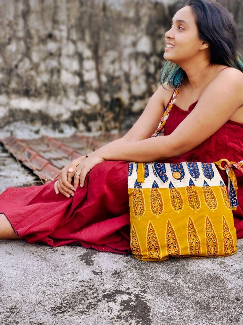 Yellow & Off-White Hand Block Printed Braided Ethnic Sling Bags - Image 3